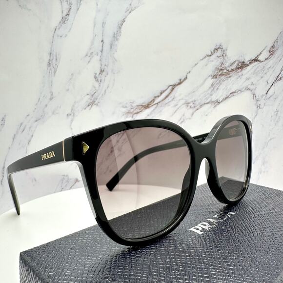 New PRADA Sunglasses - Picture 16 of 16